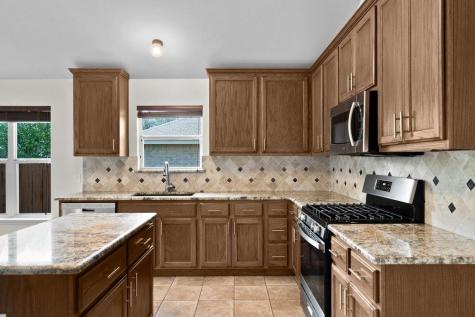 107 S Treasure Oaks Drive Leander TX 78641