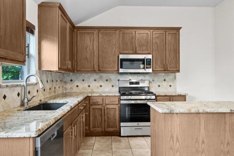 107 S Treasure Oaks Drive Leander TX 78641
