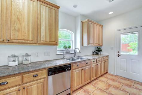 195 Live Oak Liberty Hill TX 78642