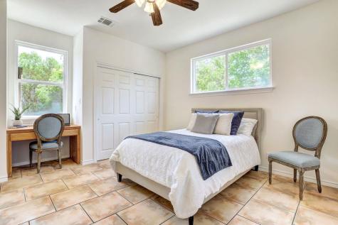 195 Live Oak Liberty Hill TX 78642