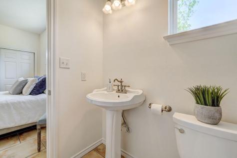 195 Live Oak Liberty Hill TX 78642