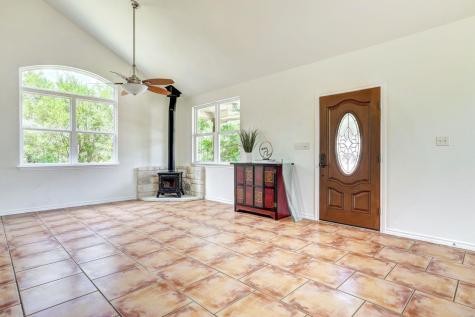 195 Live Oak Liberty Hill TX 78642