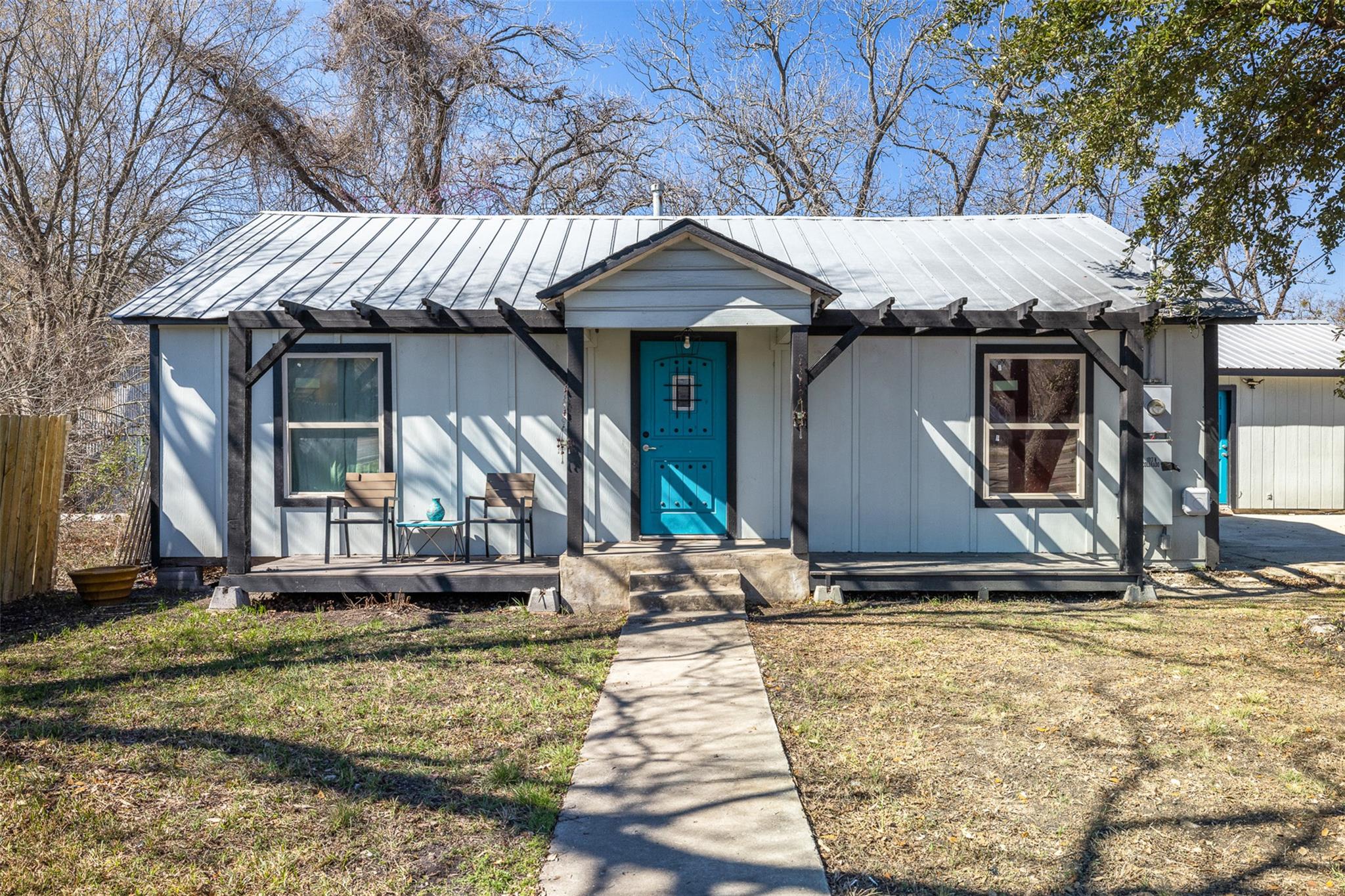 1013 N Colorado Street Lockhart TX 78644