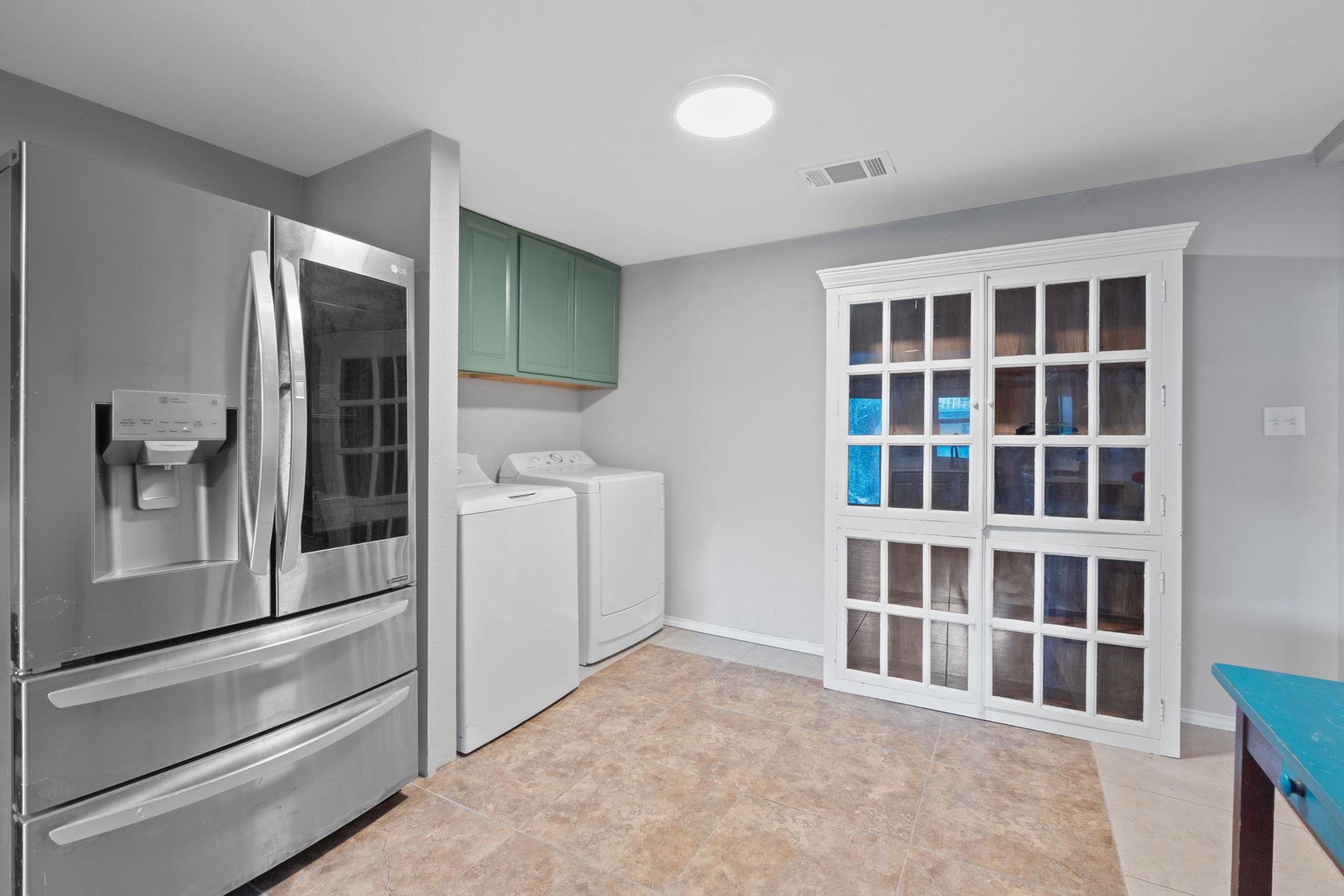 1013 N Colorado Street Lockhart TX 78644