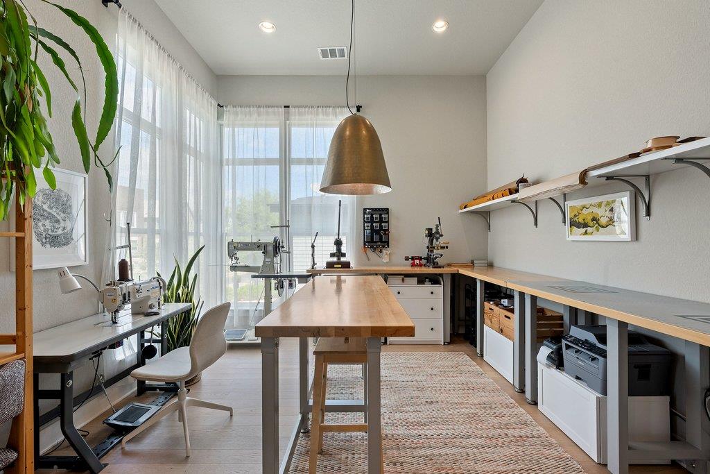6117 Toscana Avenue Austin TX 78724