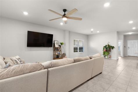 1027 Slight Street New Braunfels TX 78130