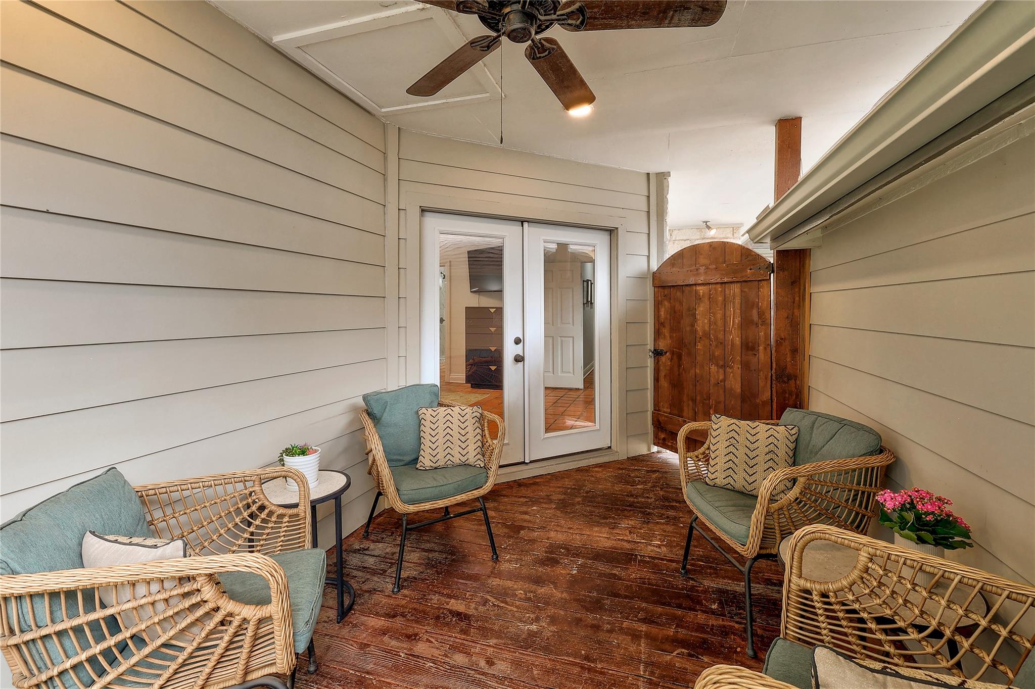 1709 Mohle Drive Austin TX 78703