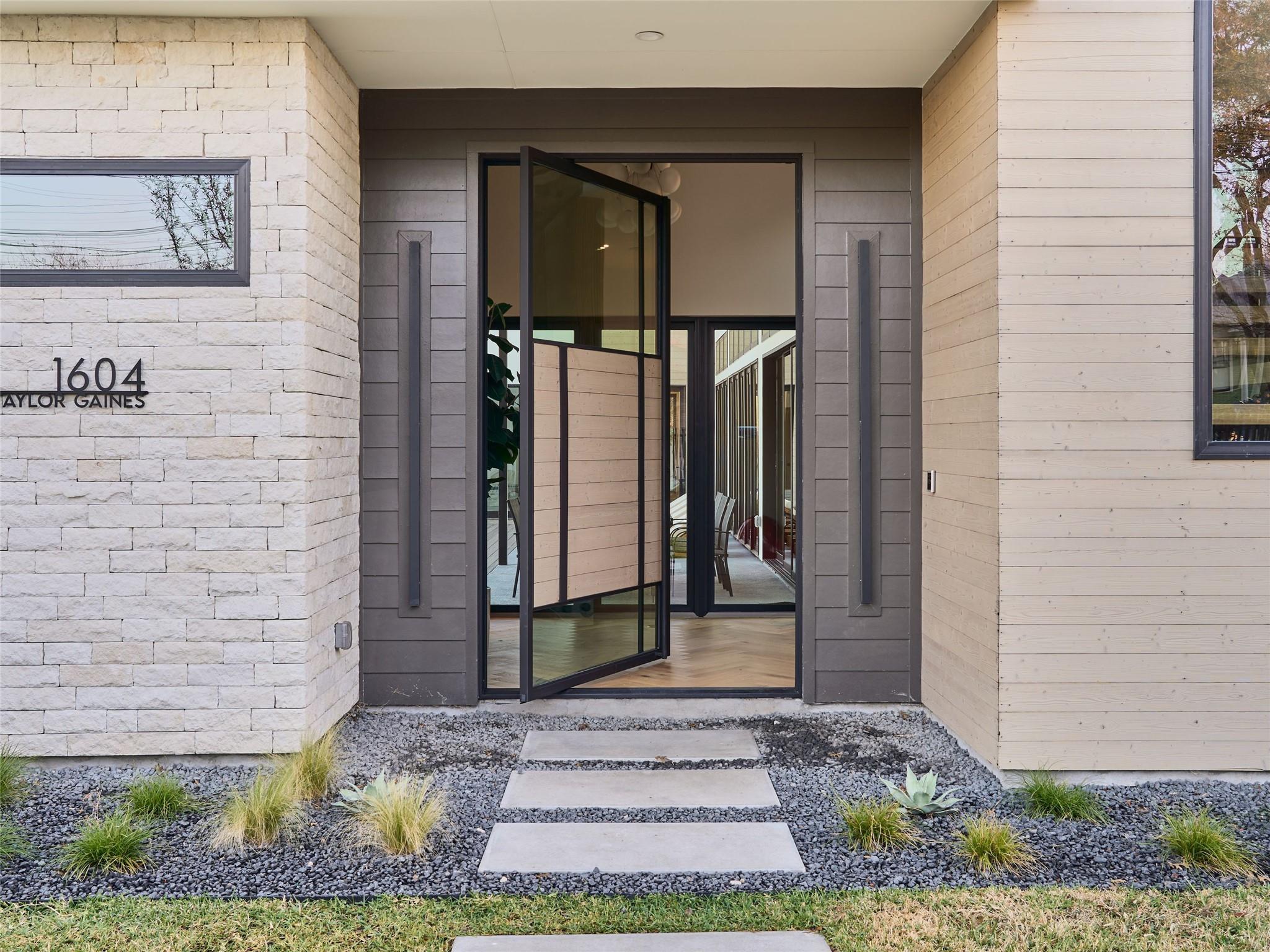 1604 Taylor Gaines Street Austin TX 78741