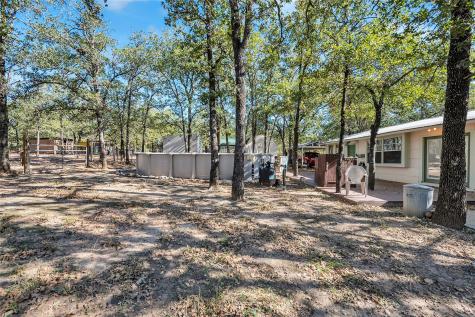 320 Pope Bend S Cedar Creek TX 78612