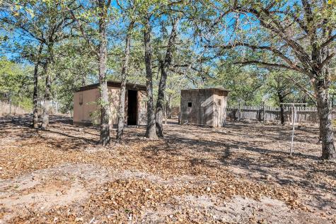 320 Pope Bend S Cedar Creek TX 78612