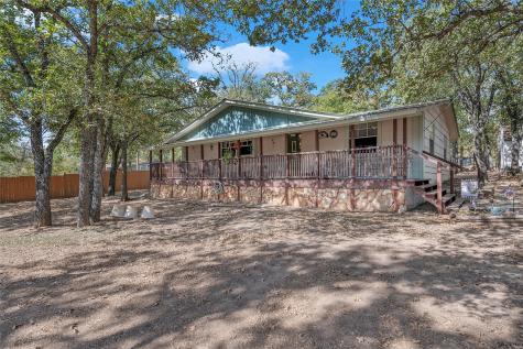 320 Pope Bend S Cedar Creek TX 78612