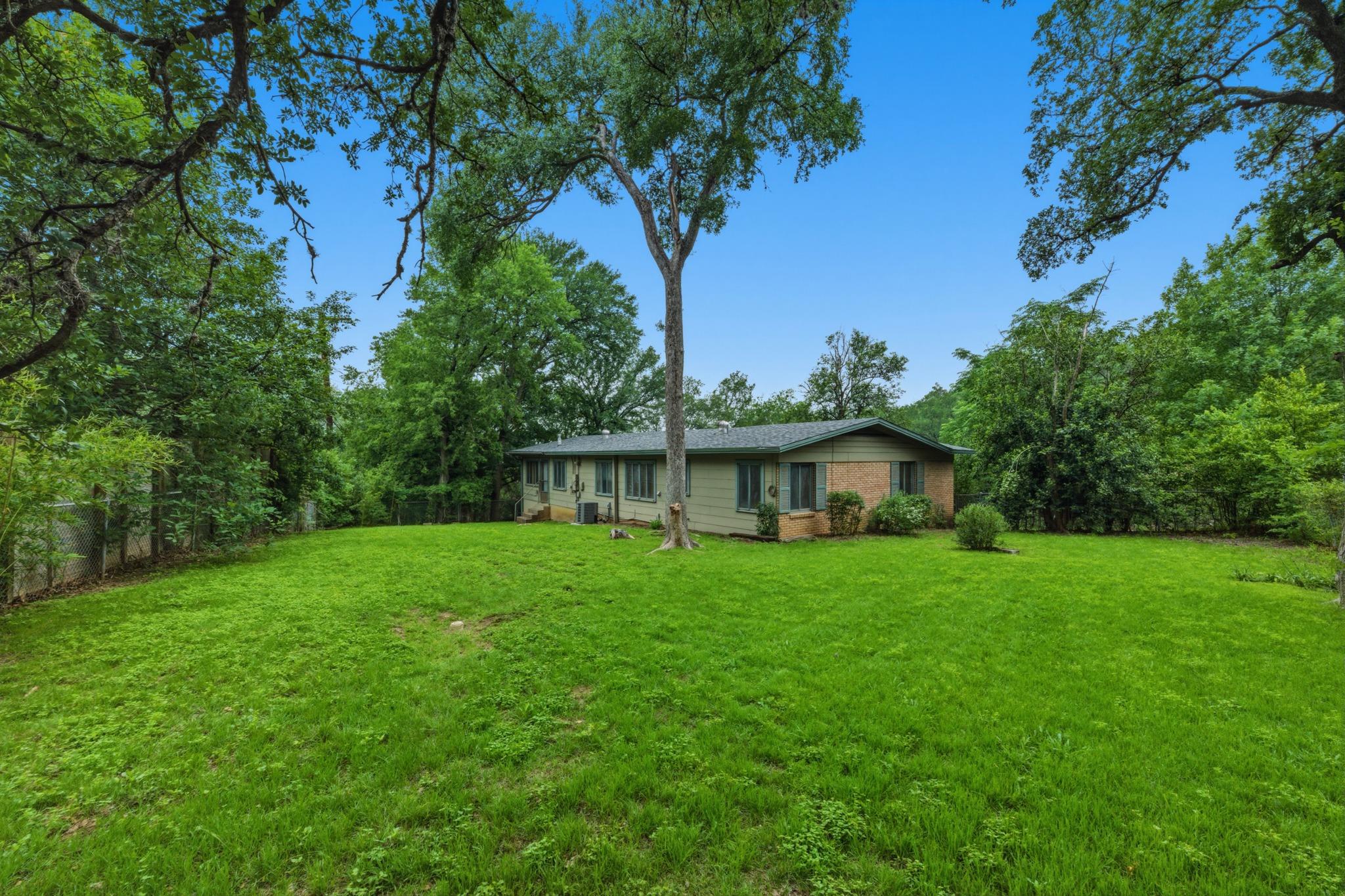 3105 Crestvale Drive Austin TX 78704