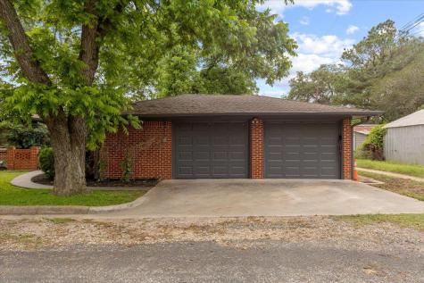 607 Short Street Smithville TX 78957