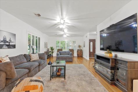 607 Short Street Smithville TX 78957