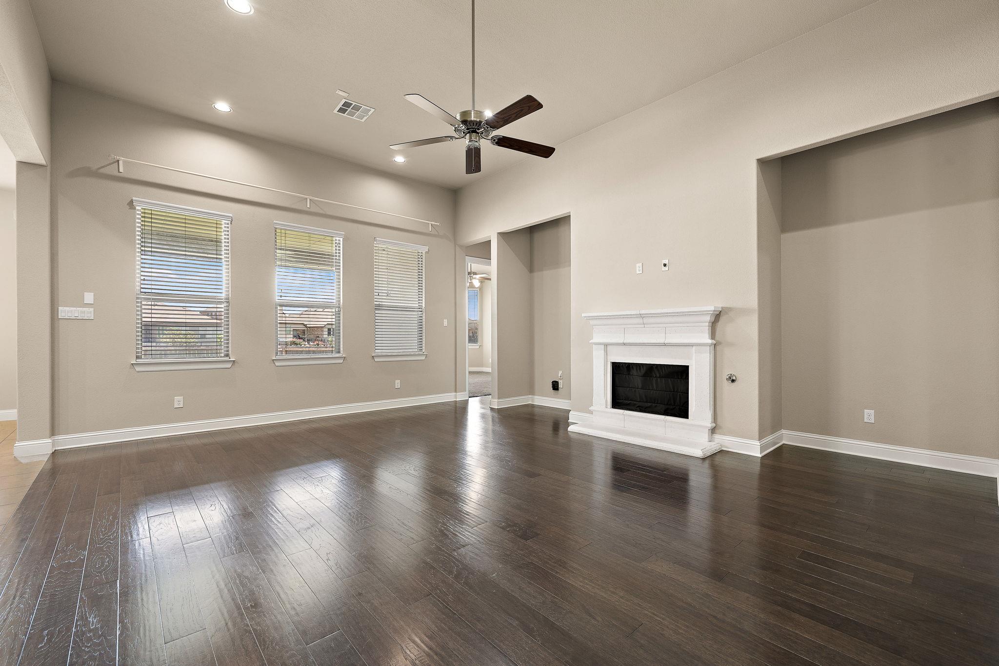 6901 Leonardo Drive Round Rock TX 78665
