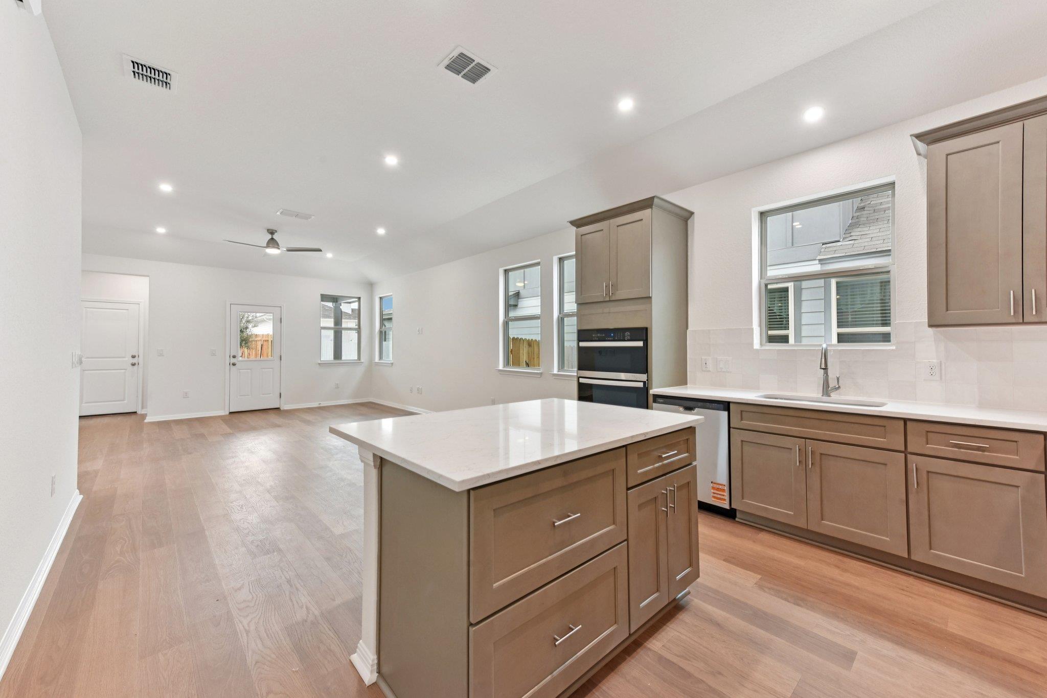 183 Glocken Lane Kyle TX 78640