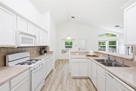 3555 Sandy Koufax Lane Round Rock TX 78665
