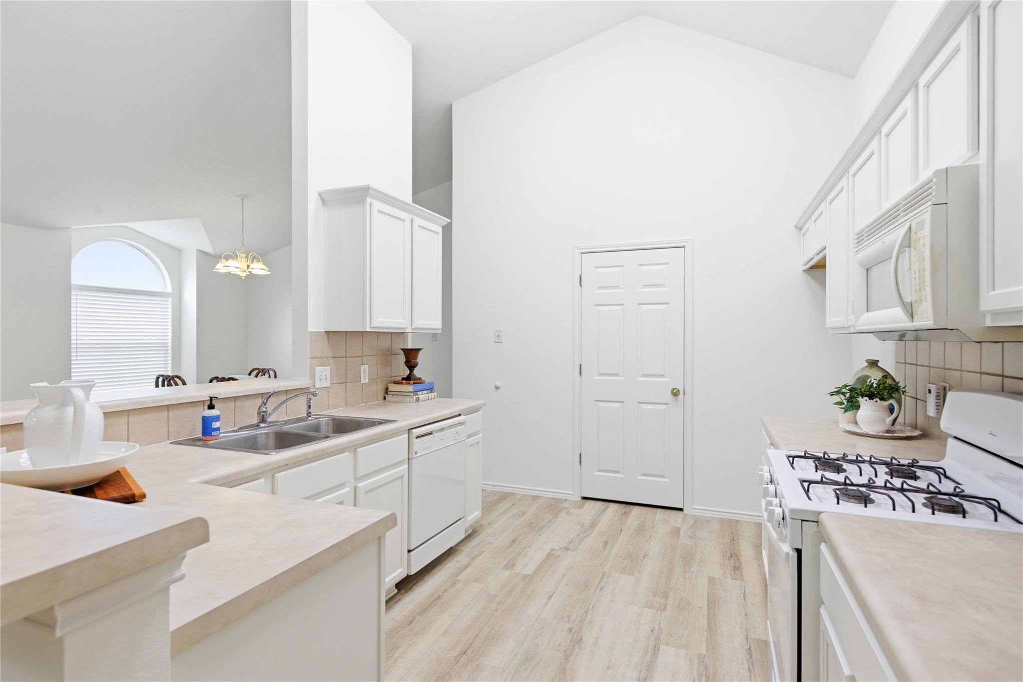 3555 Sandy Koufax Lane Round Rock TX 78665
