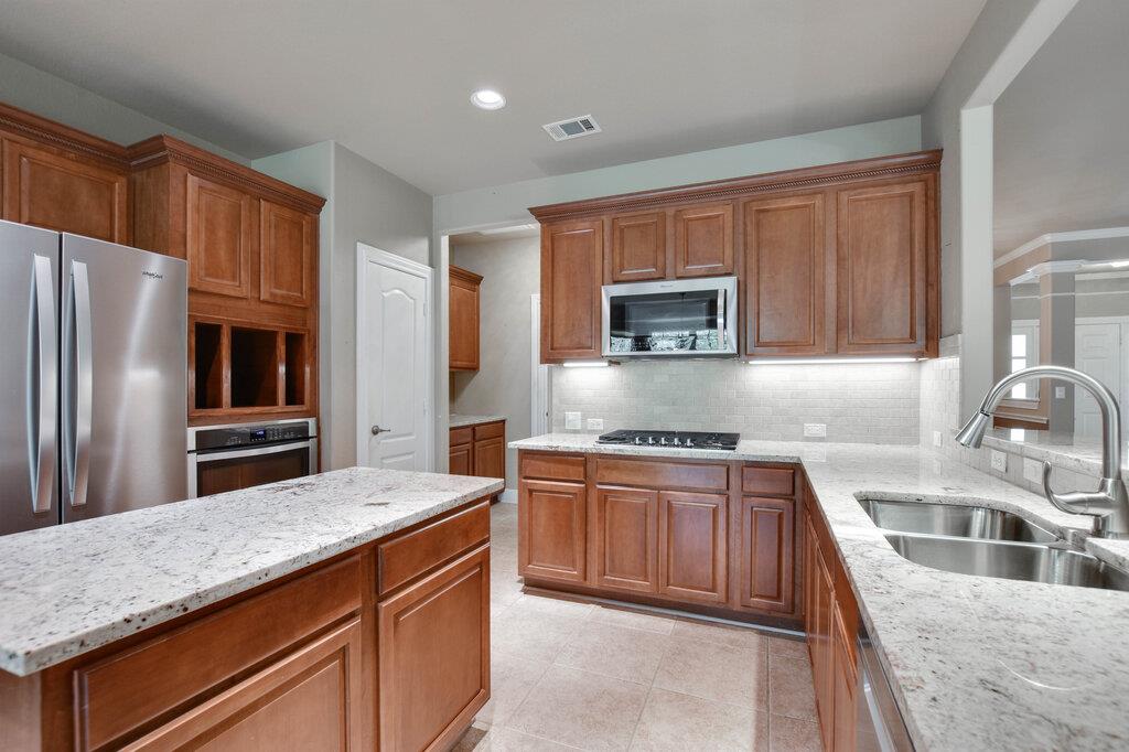 735 Breezeway Lane Georgetown TX 78633