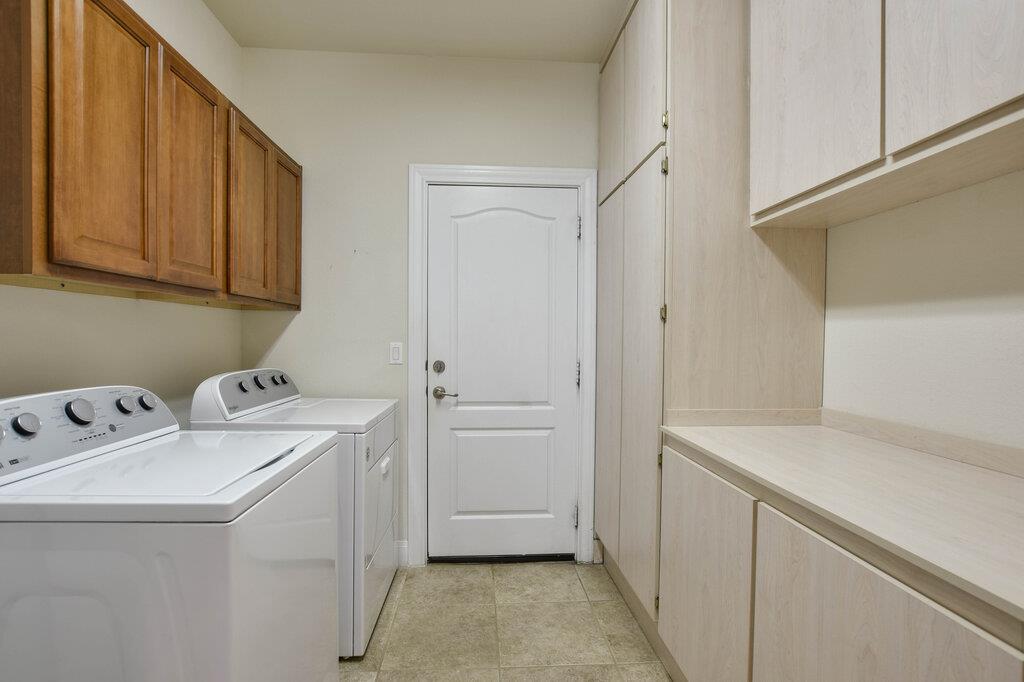 735 Breezeway Lane Georgetown TX 78633