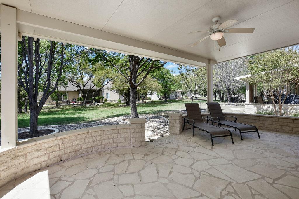 735 Breezeway Lane Georgetown TX 78633