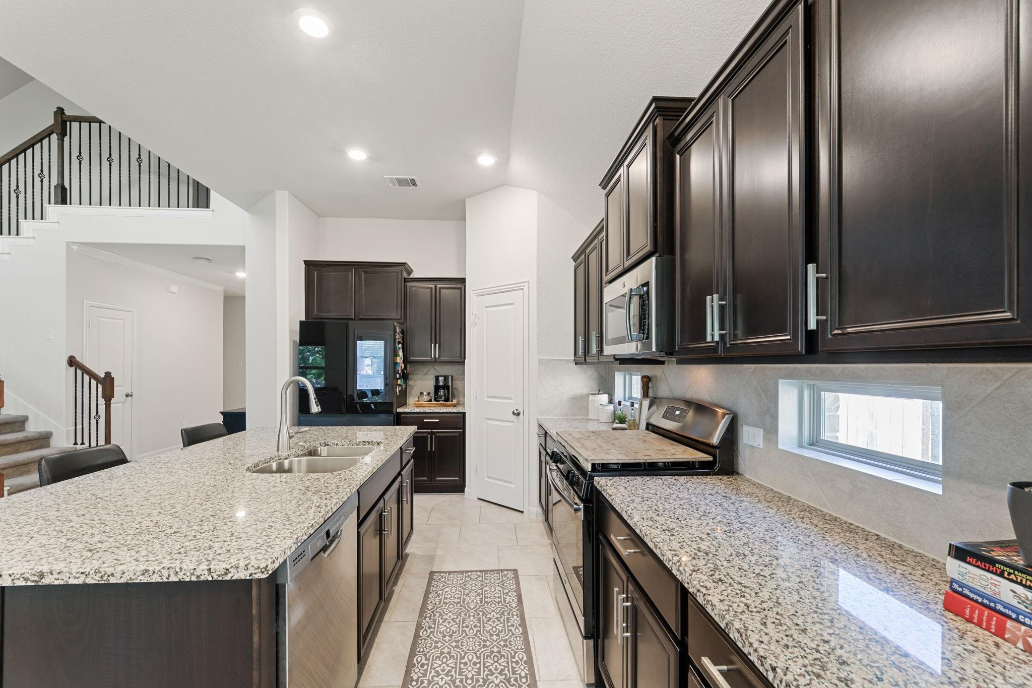 2233 Sauterne Drive Leander TX 78641