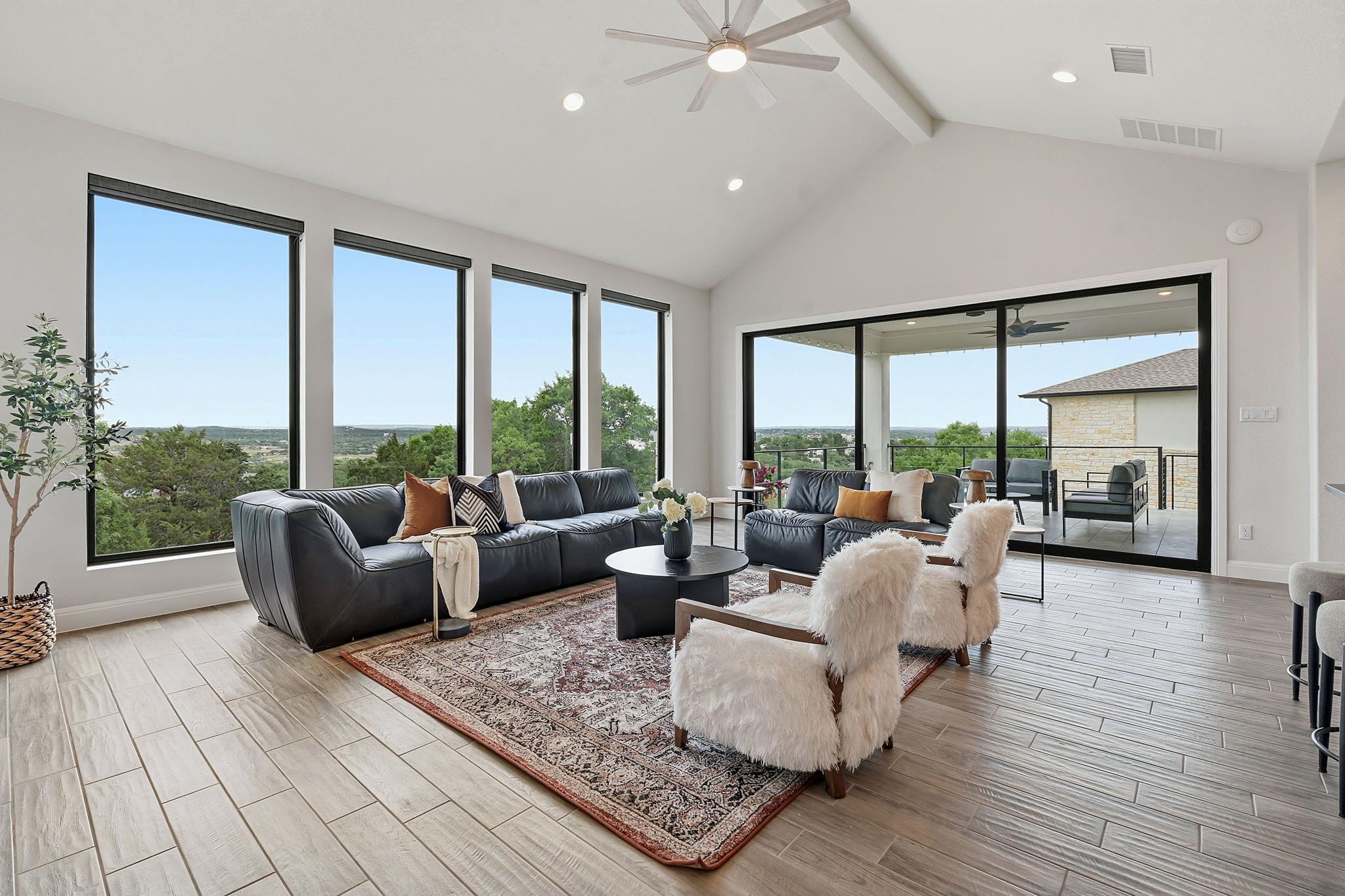 2414 Sunset Vista Circle Spicewood TX 78669