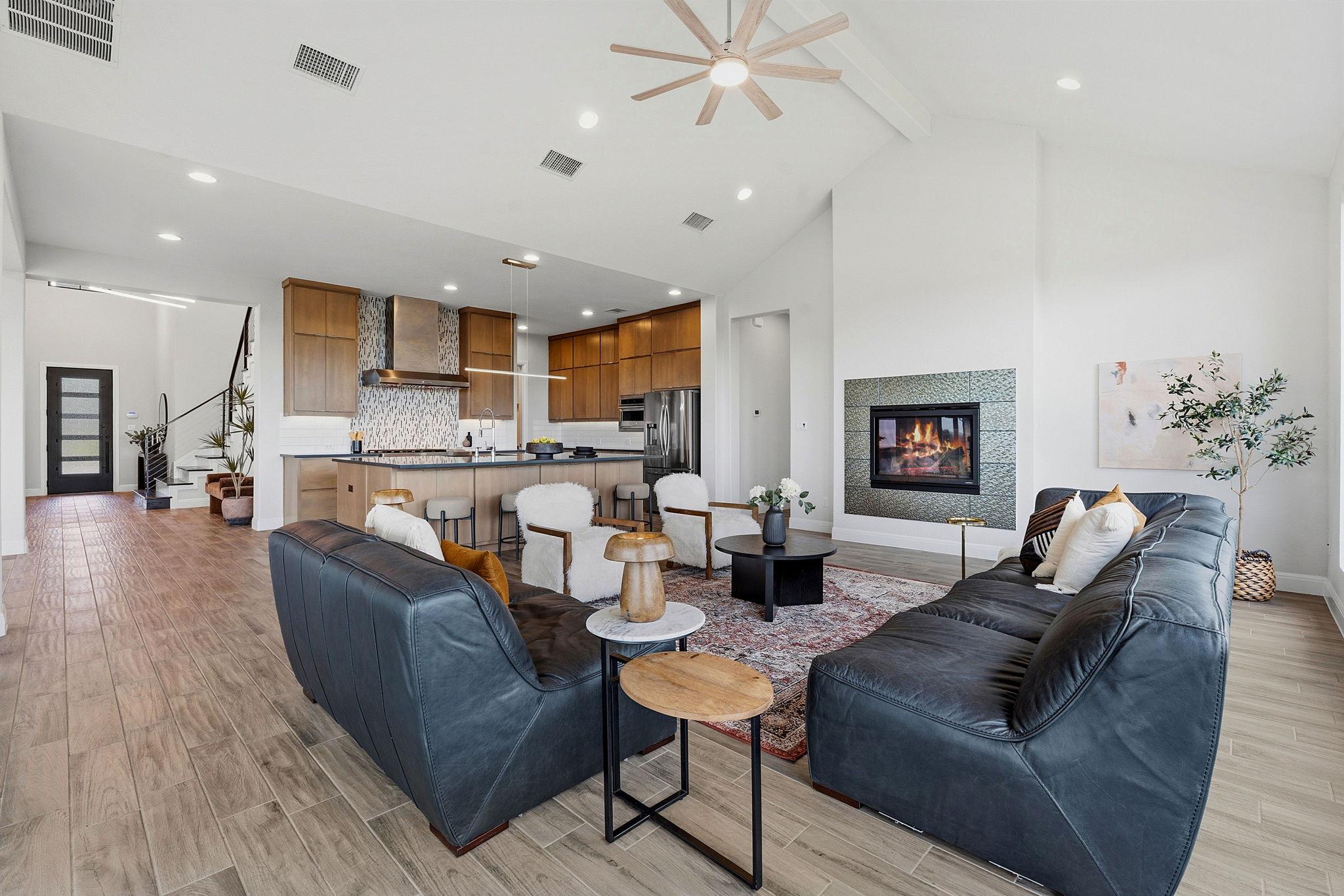 2414 Sunset Vista Circle Spicewood TX 78669