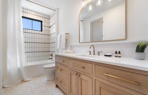 123 Landings Way Spicewood TX 78669