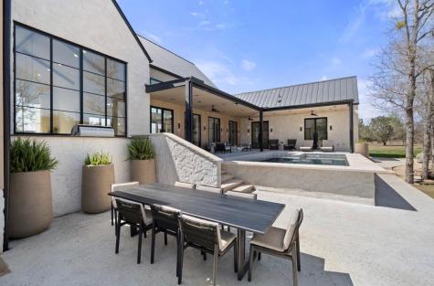 123 Landings Way Spicewood TX 78669