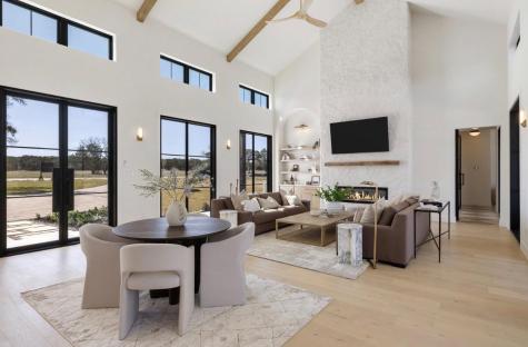 123 Landings Way Spicewood TX 78669