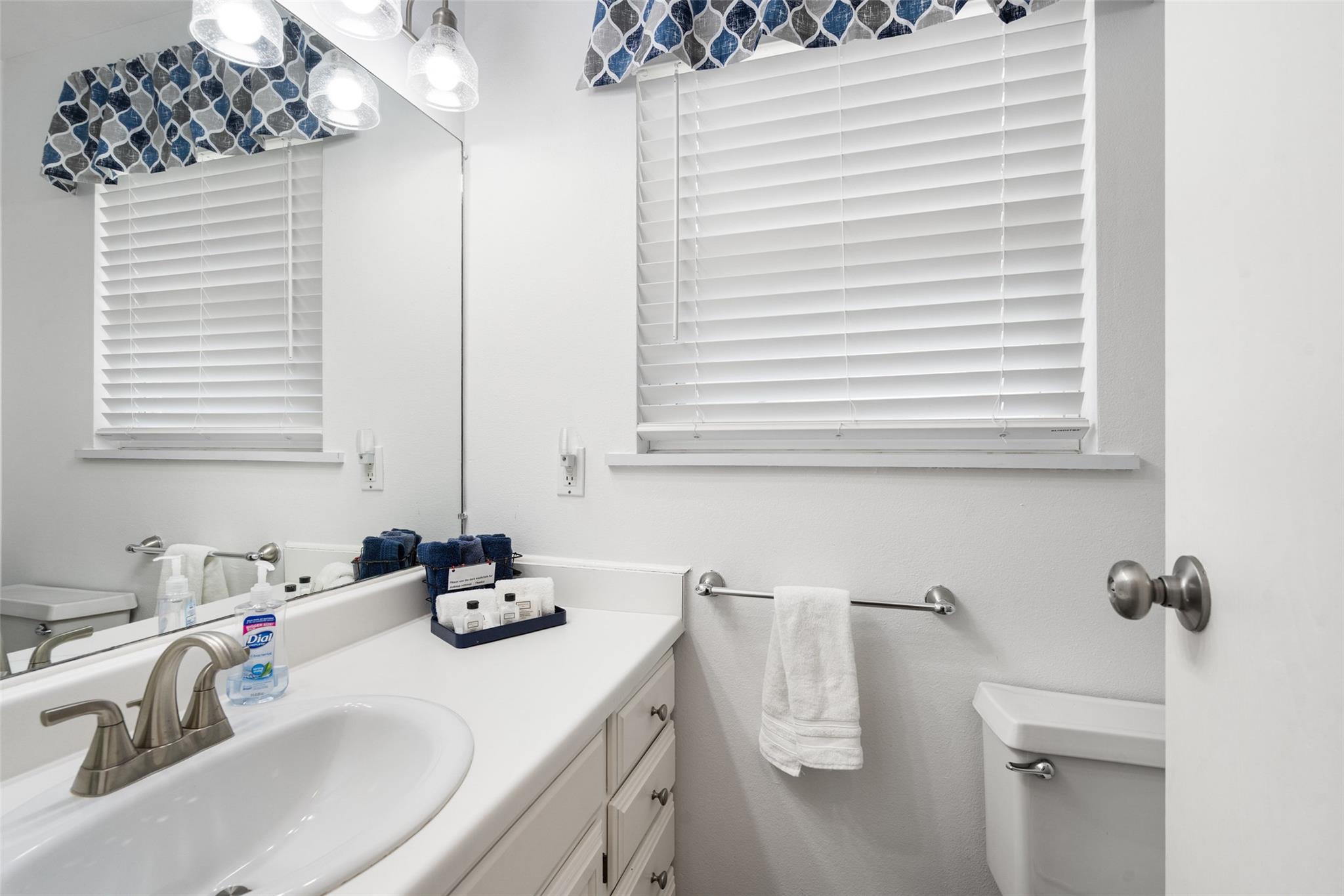 2546 Williams Lakeshore Kingsland TX 78639