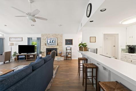 2546 Williams Lakeshore Kingsland TX 78639