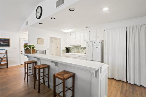 2546 Williams Lakeshore Kingsland TX 78639