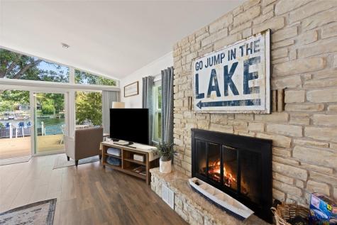 2546 Williams Lakeshore Kingsland TX 78639