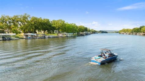 2546 Williams Lakeshore Kingsland TX 78639