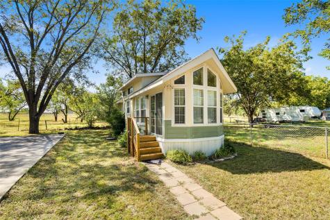 2546 Williams Lakeshore Kingsland TX 78639