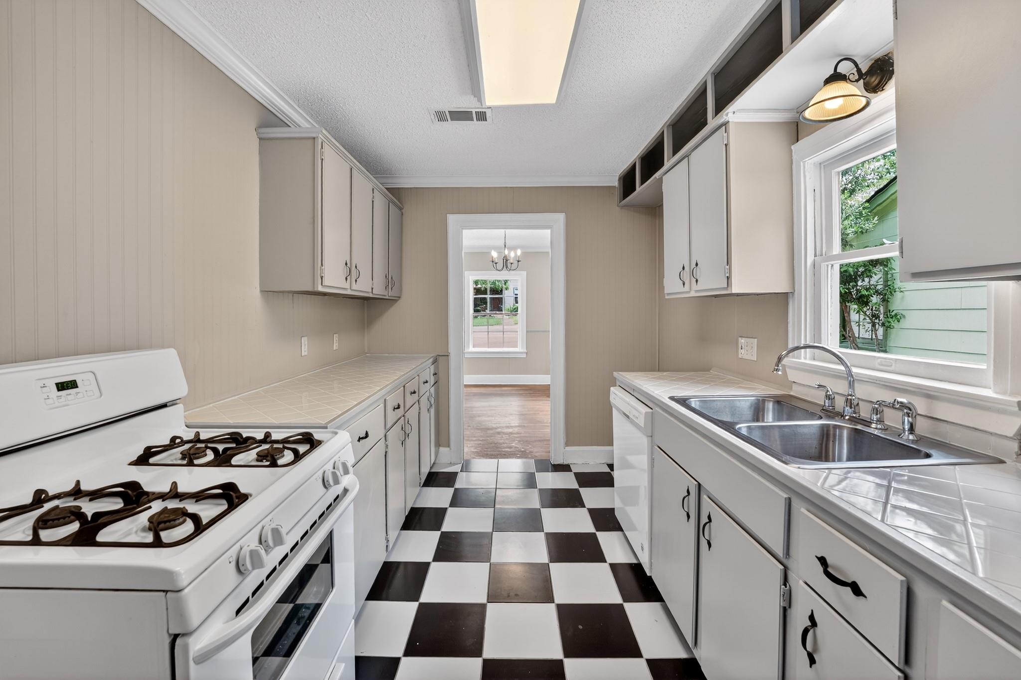 4907 Duval Street Austin TX 78751