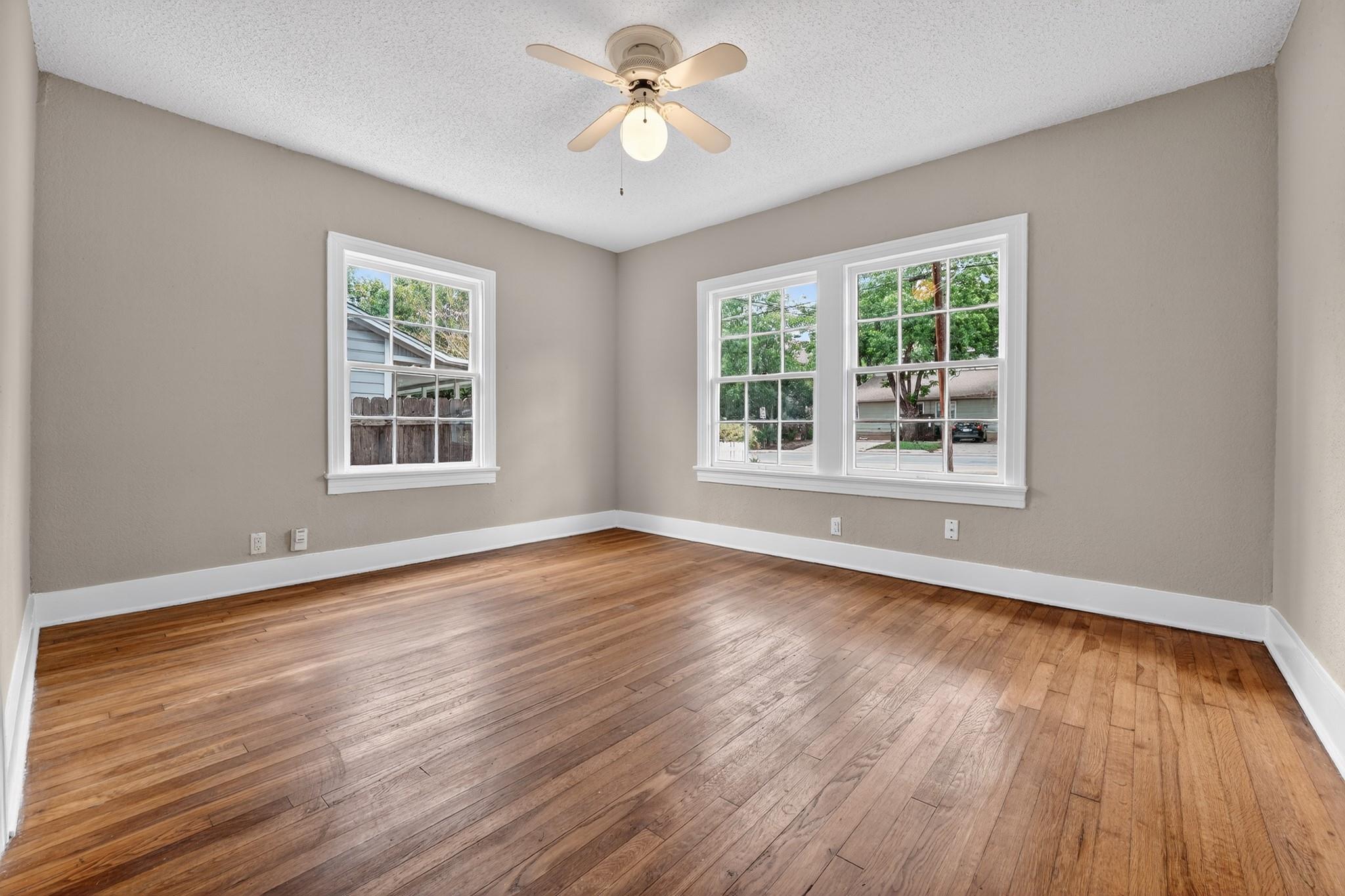 4907 Duval Street Austin TX 78751