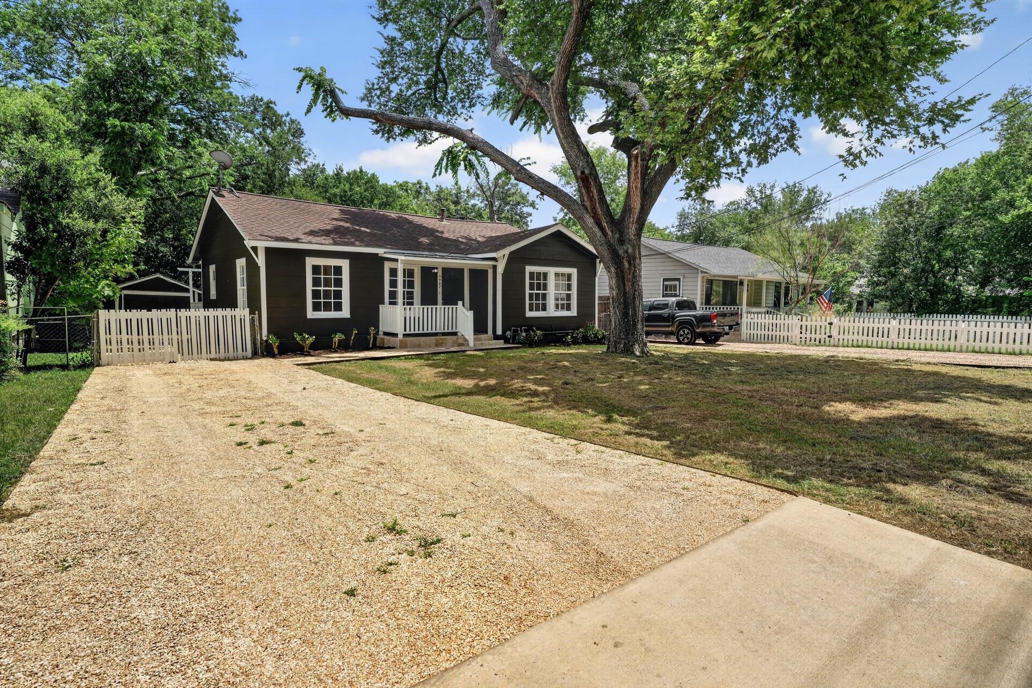 4907 Duval Street Austin TX 78751