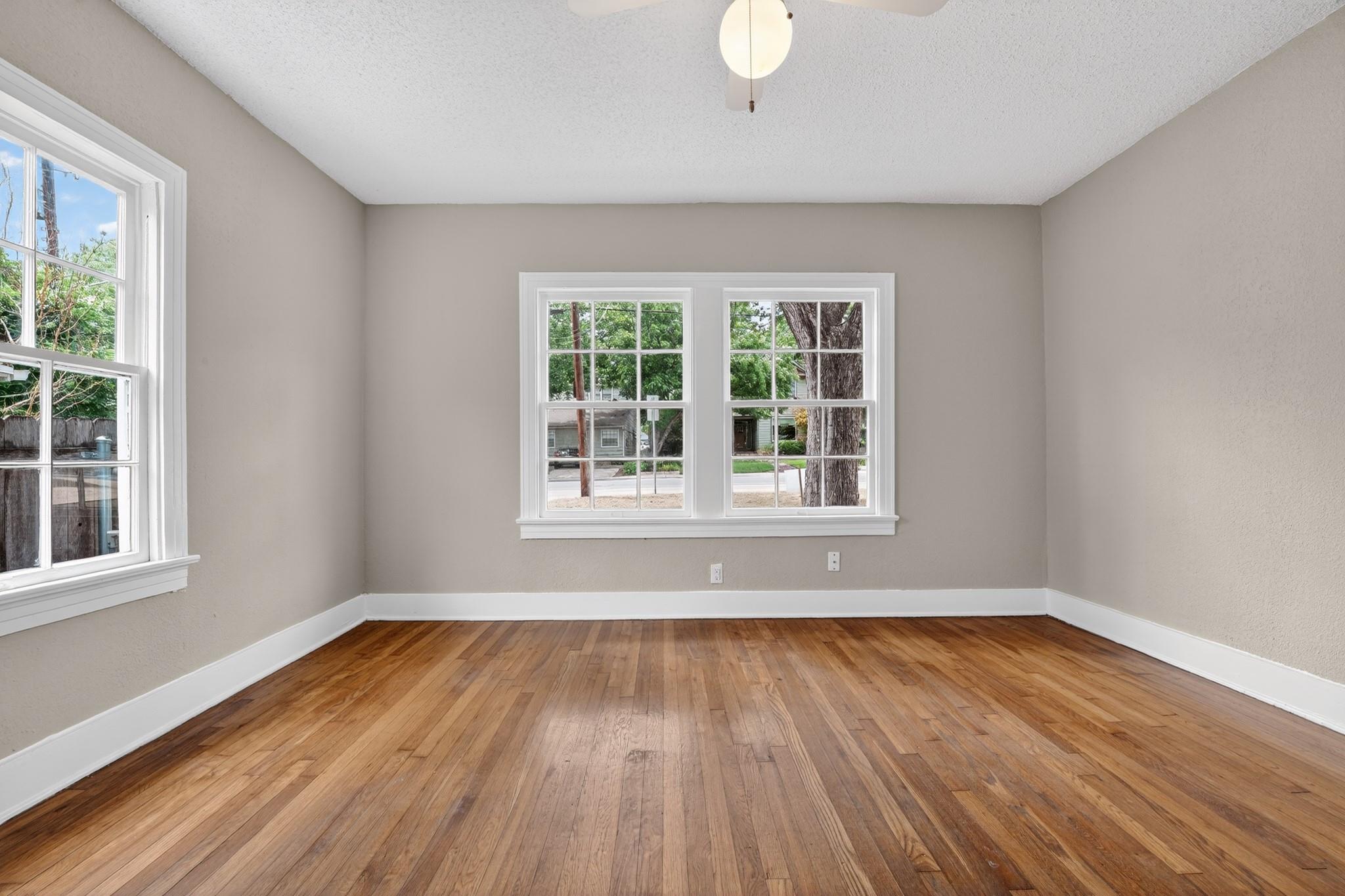 4907 Duval Street Austin TX 78751