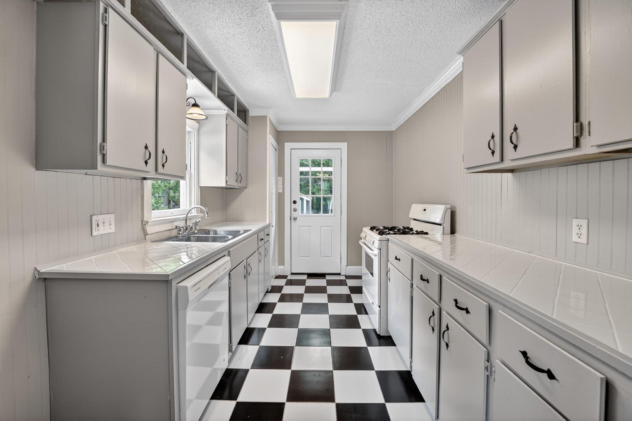 4907 Duval Street Austin TX 78751