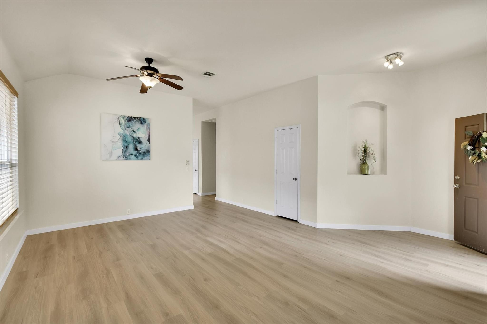 3521 Shiraz Loop Round Rock TX 78665