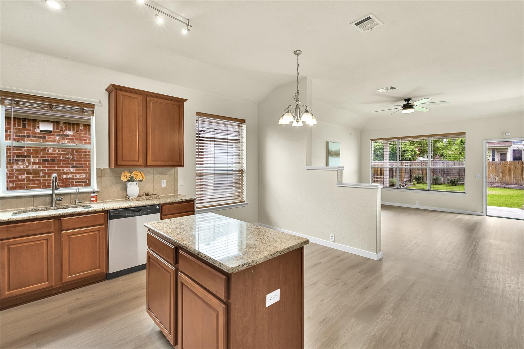 3521 Shiraz Loop Round Rock TX 78665
