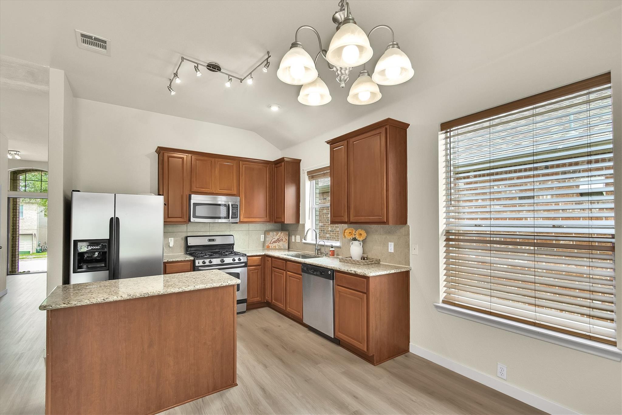 3521 Shiraz Loop Round Rock TX 78665