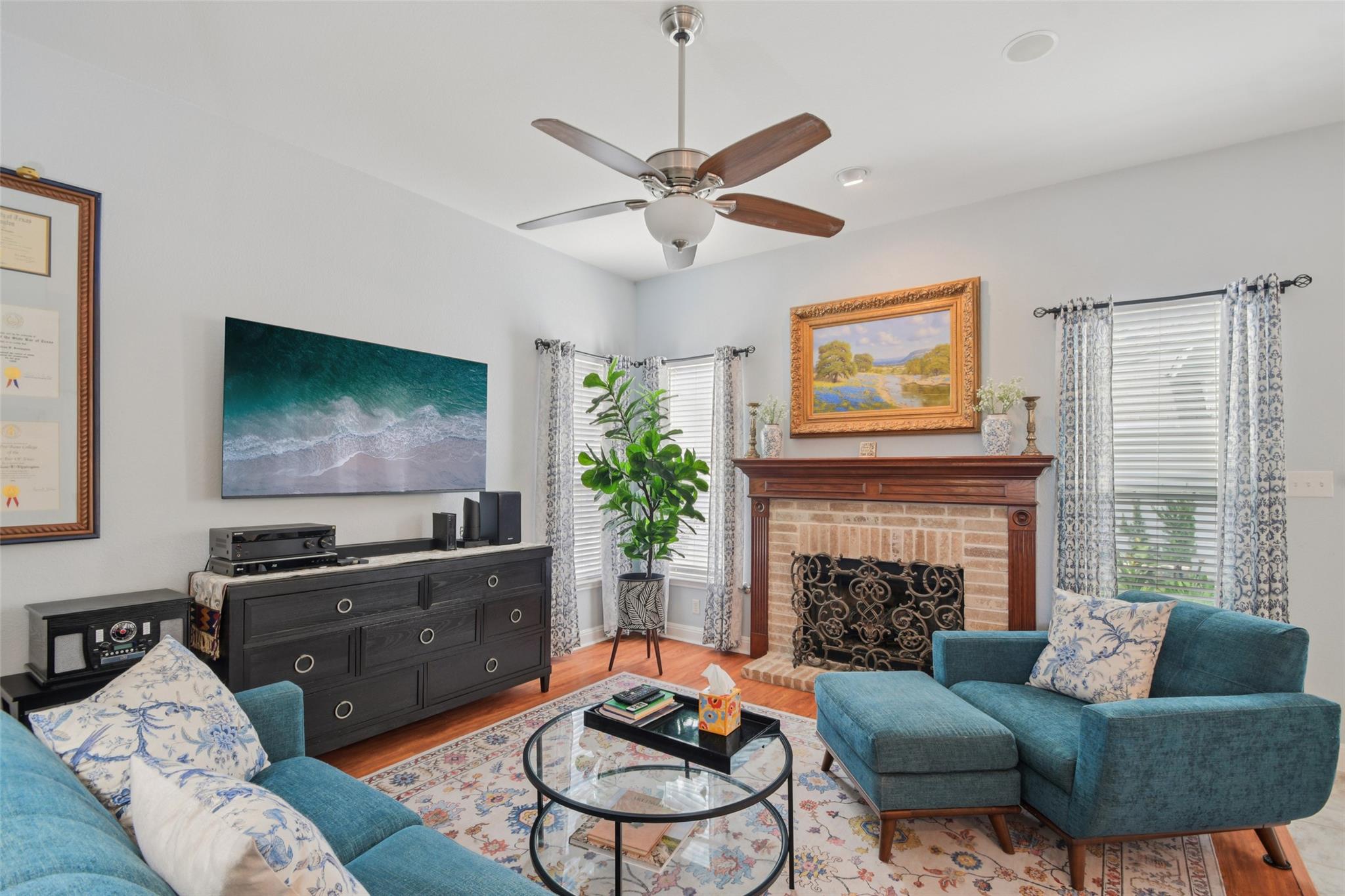 6084 Hartson Kyle TX 78640