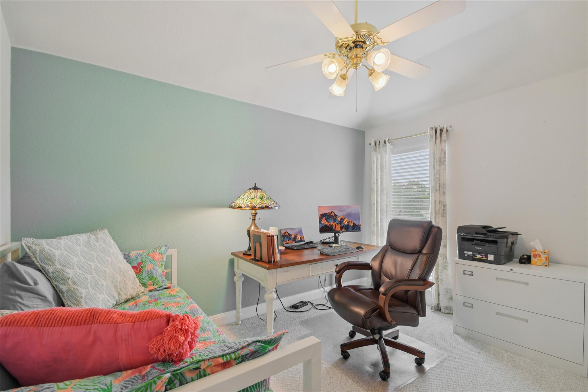 6084 Hartson Kyle TX 78640
