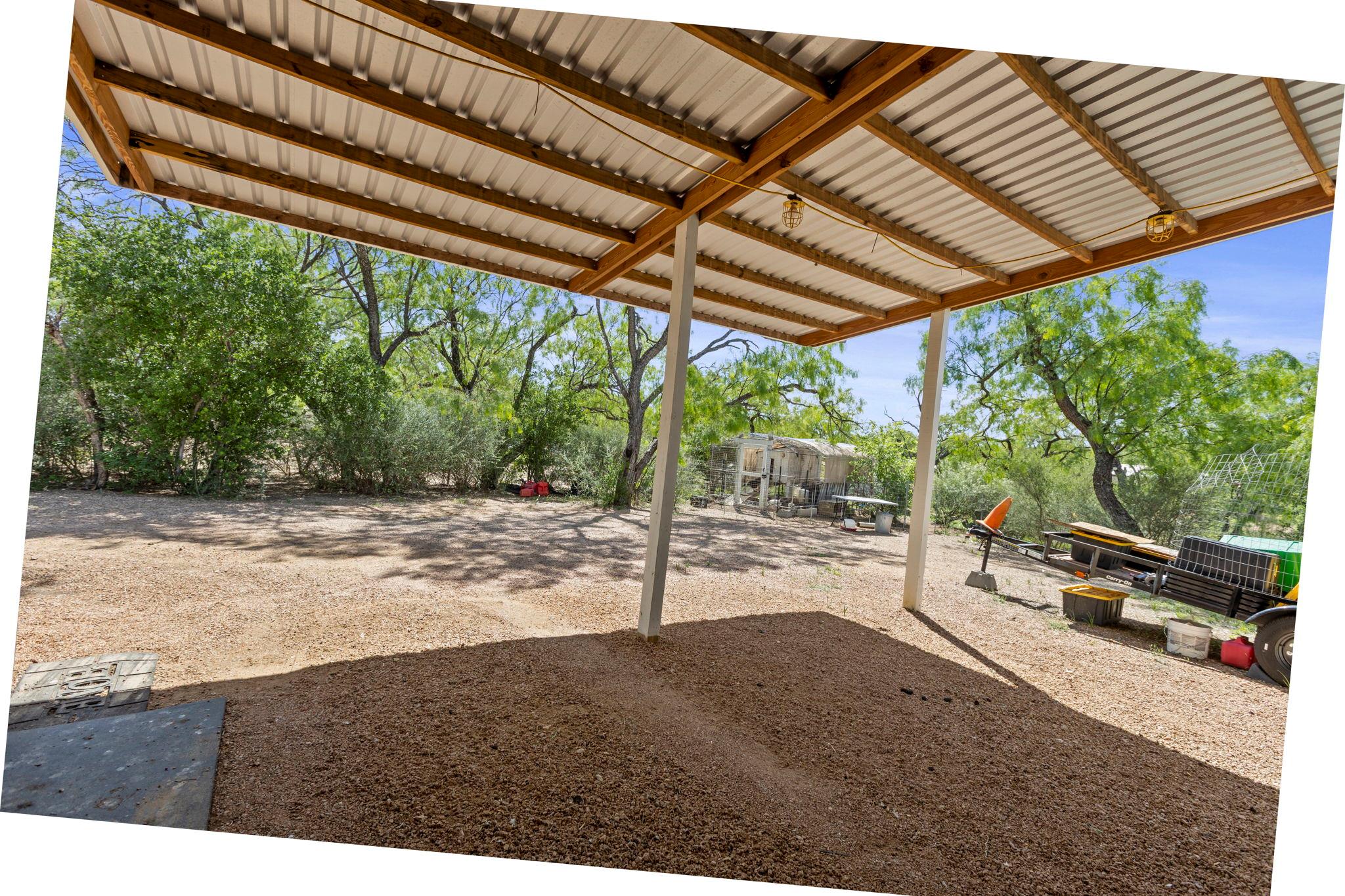 813 Airway Street Kingsland TX 78639