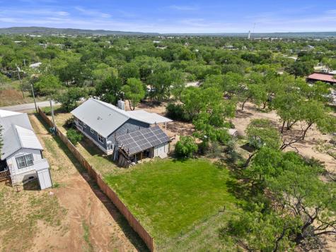 813 Airway Street Kingsland TX 78639
