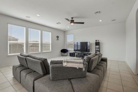 180 Outlaw Drive Jarrell TX 76537